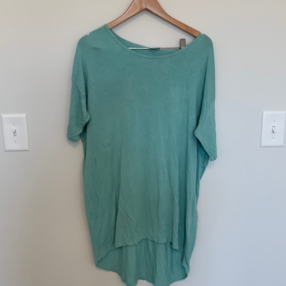 Oversized tee